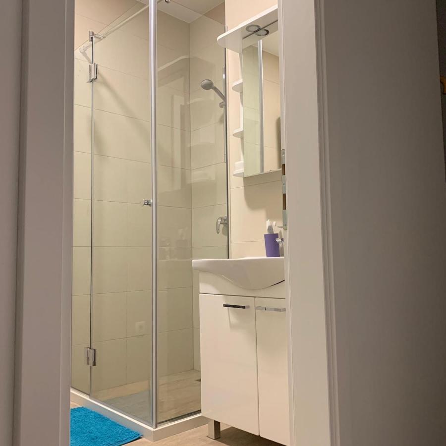 Apartment Gina Трогир Екстериор снимка