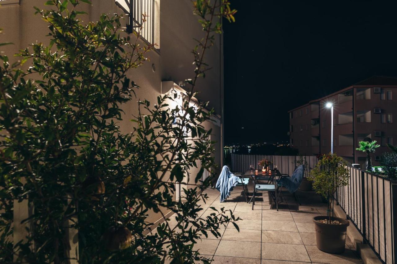 Apartment Gina Трогир Екстериор снимка