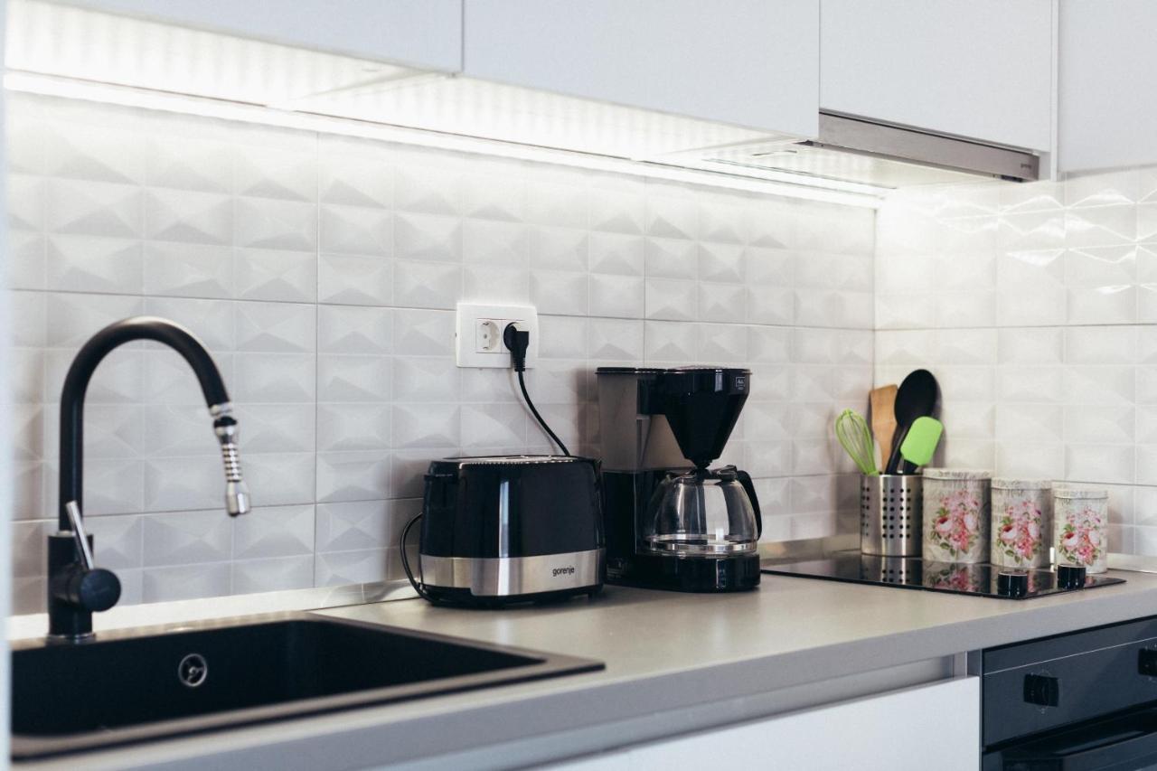 Apartment Gina Трогир Екстериор снимка
