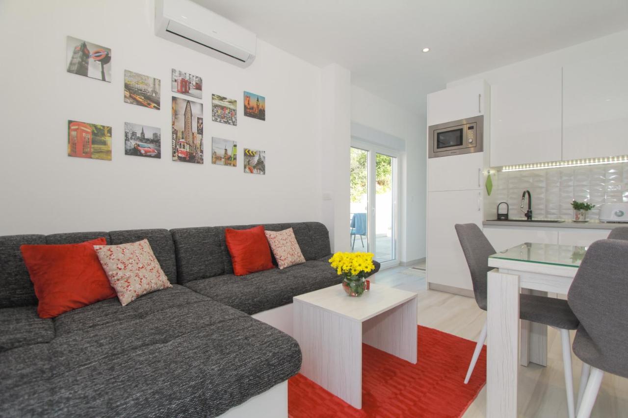 Apartment Gina Трогир Екстериор снимка